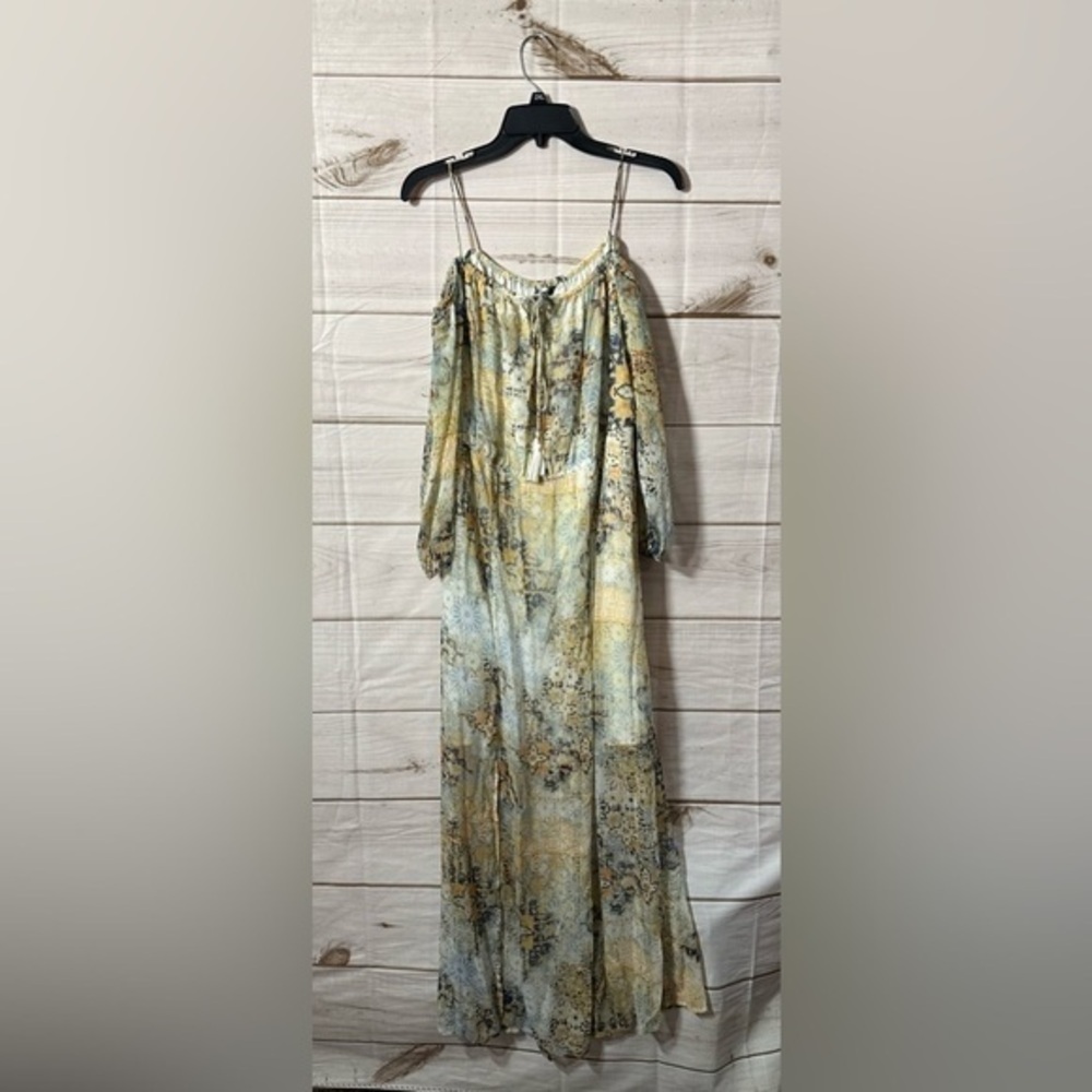 W brand dress size Large